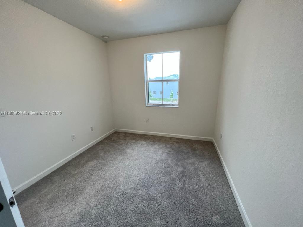 1050 SE 26th Ter # 1050