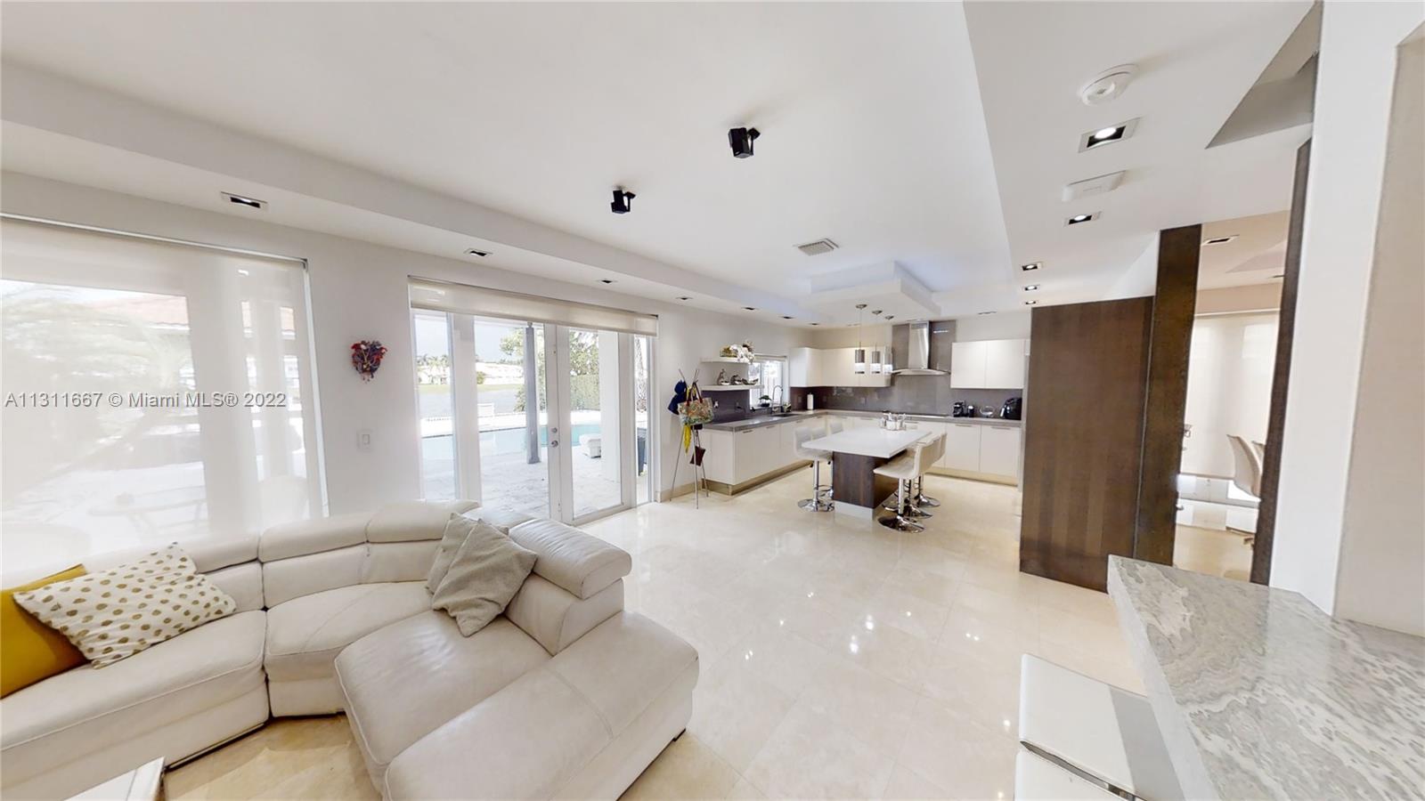 10867 NW 59th St