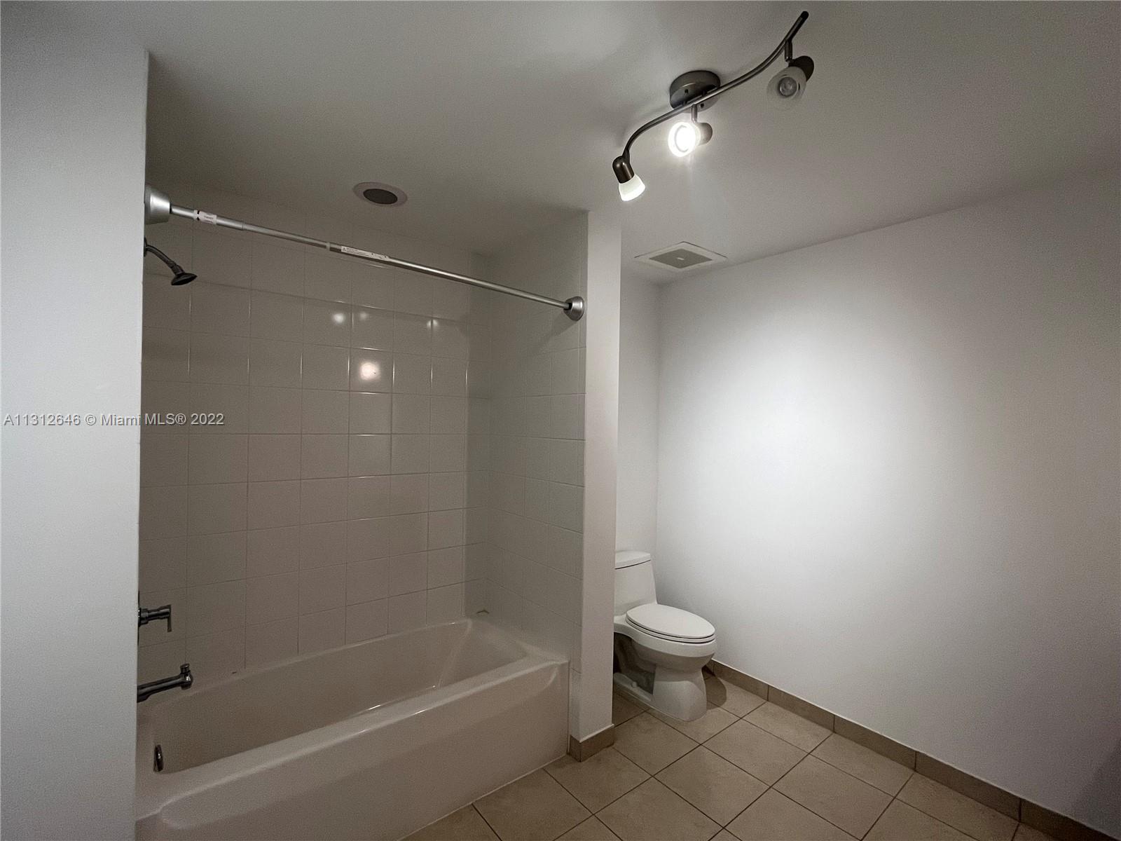 3301 NE 1st Ave # 5 Unit: PH-5