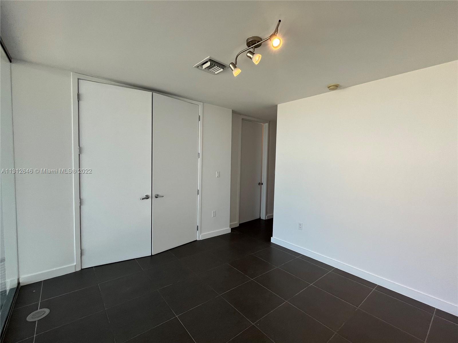3301 NE 1st Ave # 5 Unit: PH-5