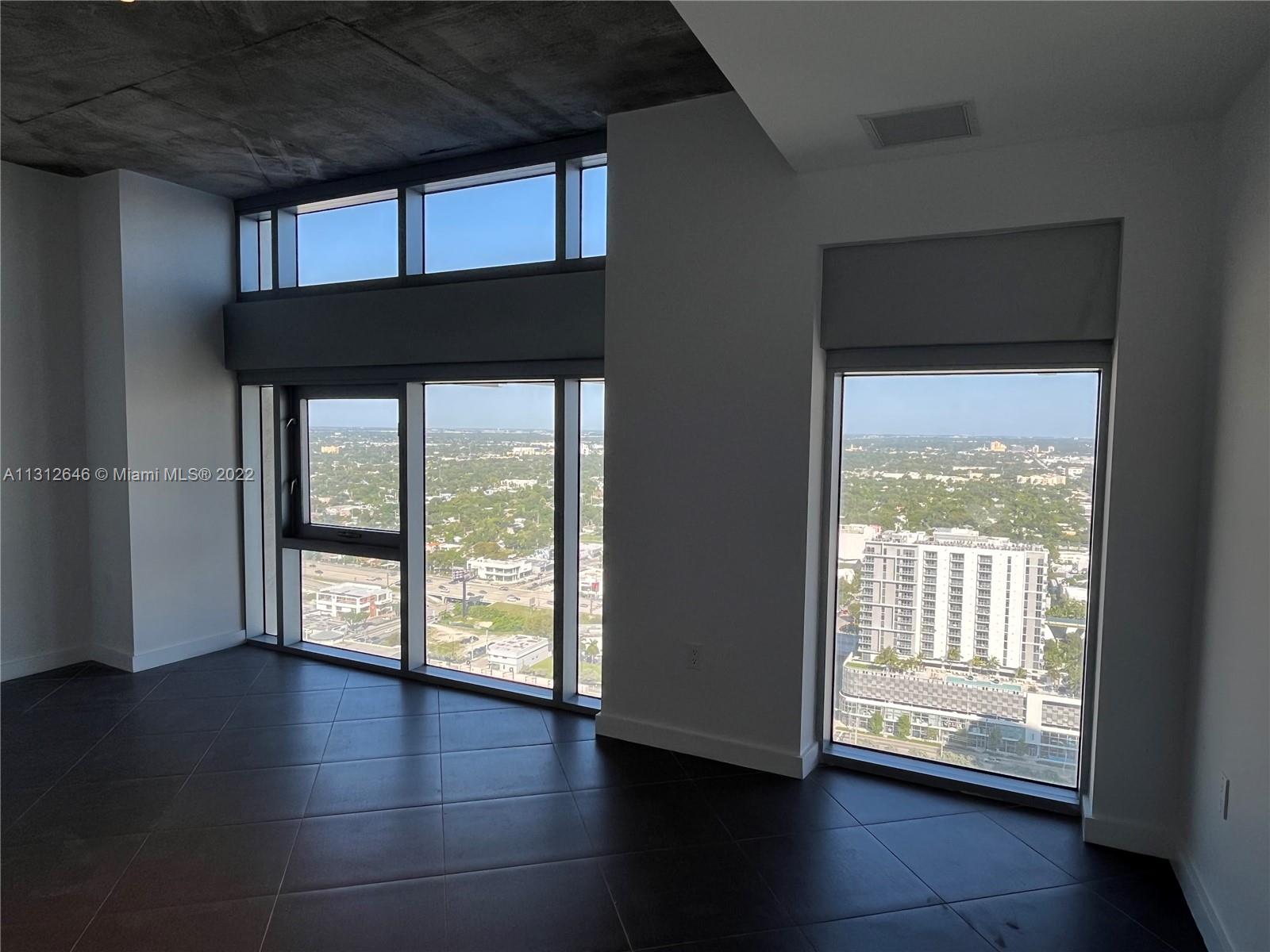 3301 NE 1st Ave # 5 Unit: PH-5