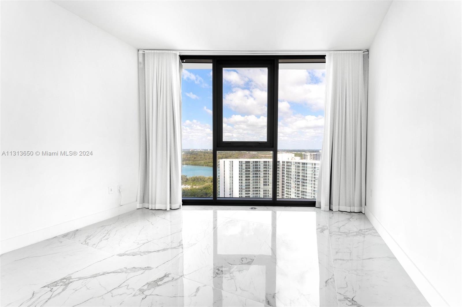 15701 Collins Ave # 2101