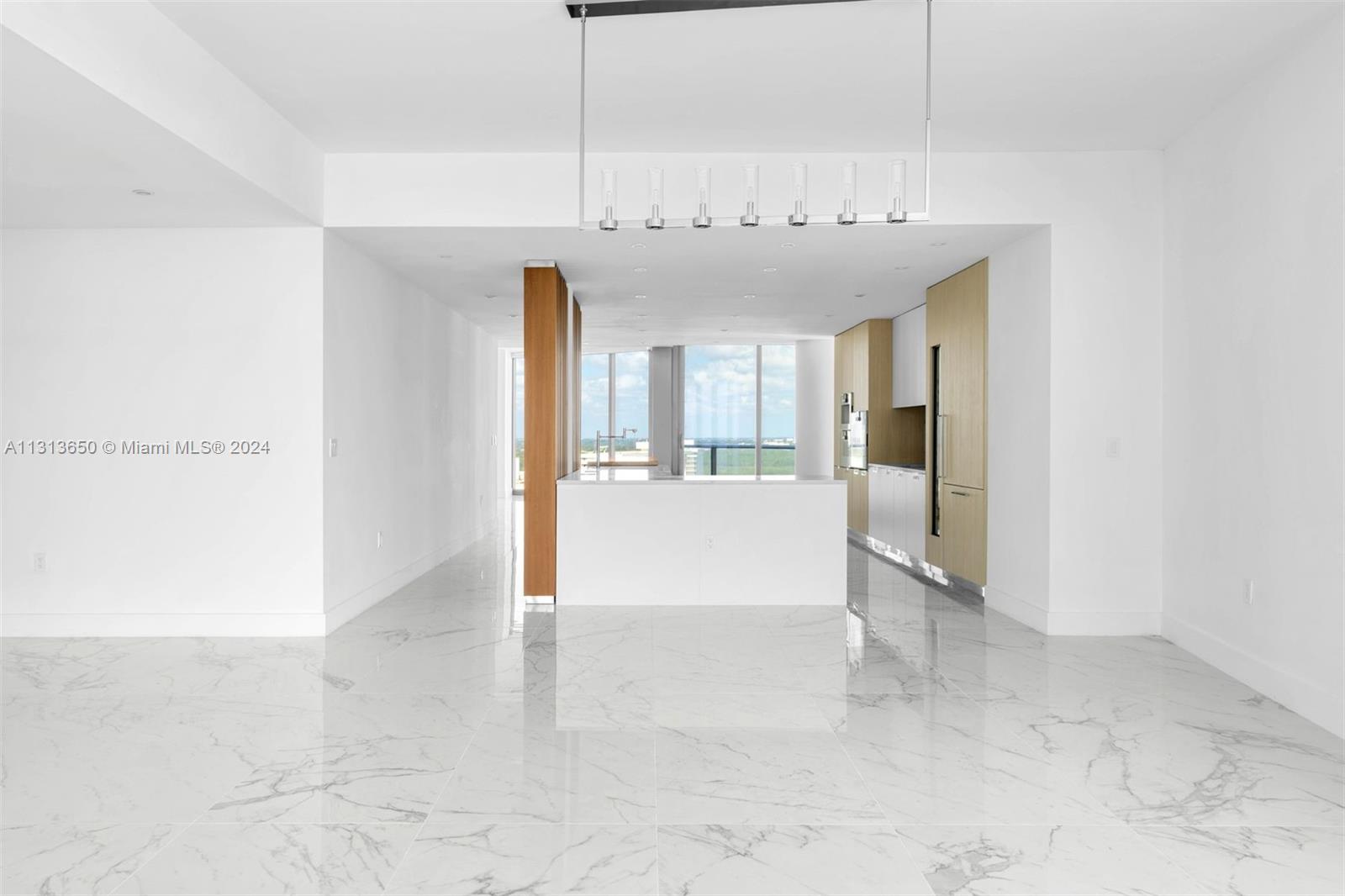 15701 Collins Ave # 2101