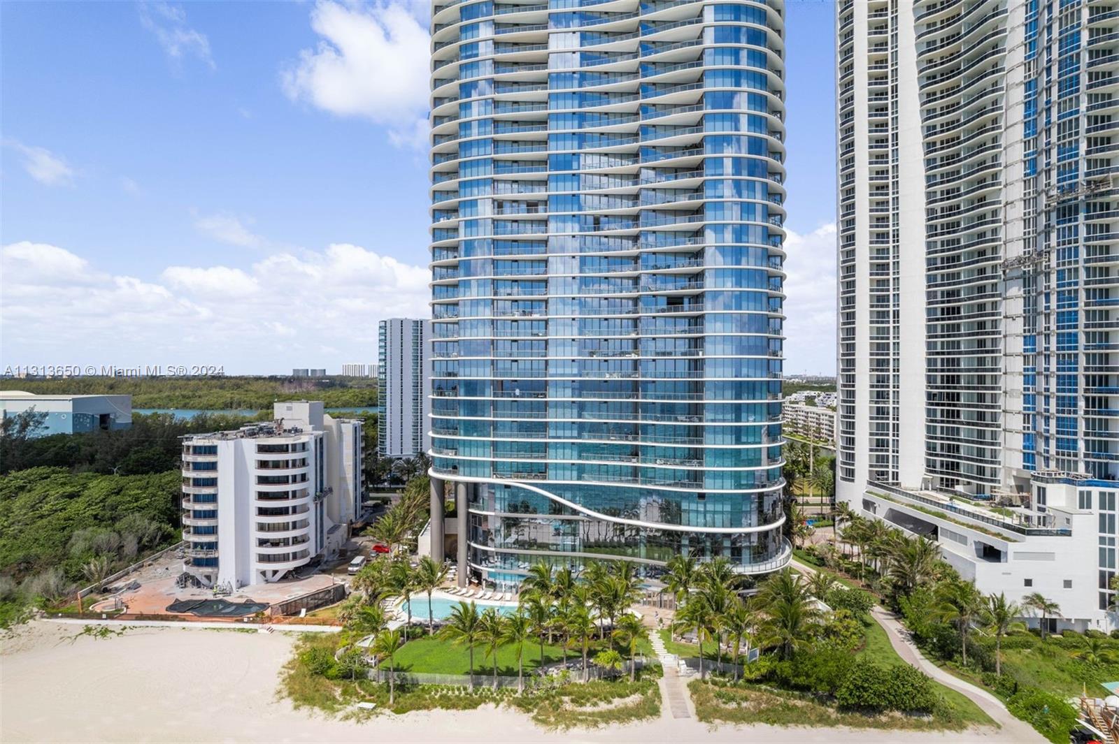 15701 Collins Ave # 2101