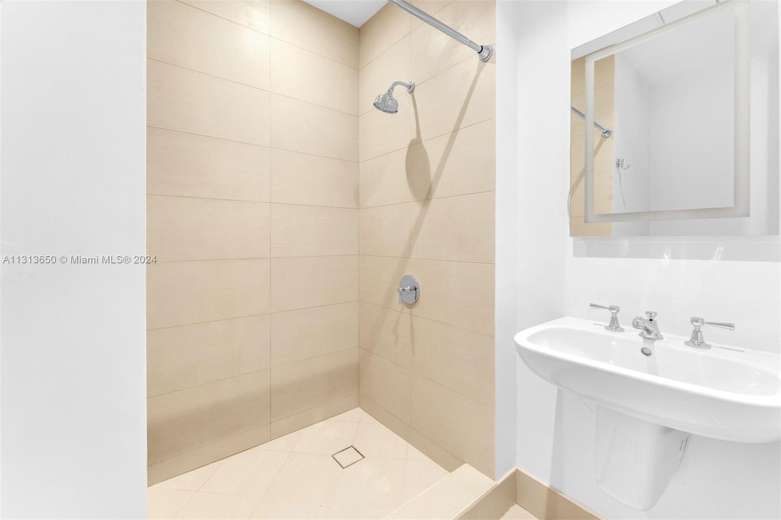 15701 Collins Ave # 2101