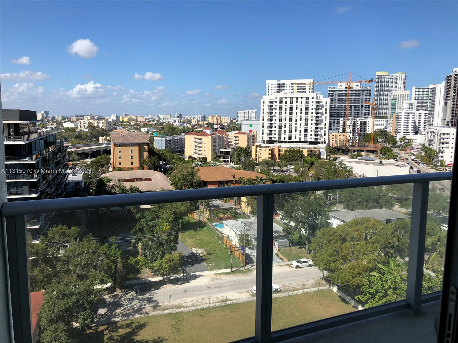 1600 SW 1st Ave # 1006