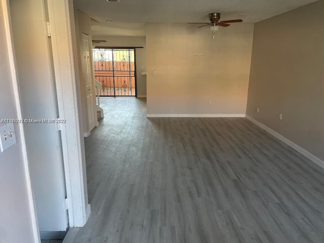 2530 W 60th Pl # 17 Unit: 104-17