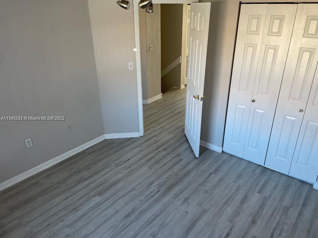 2530 W 60th Pl # 17 Unit: 104-17