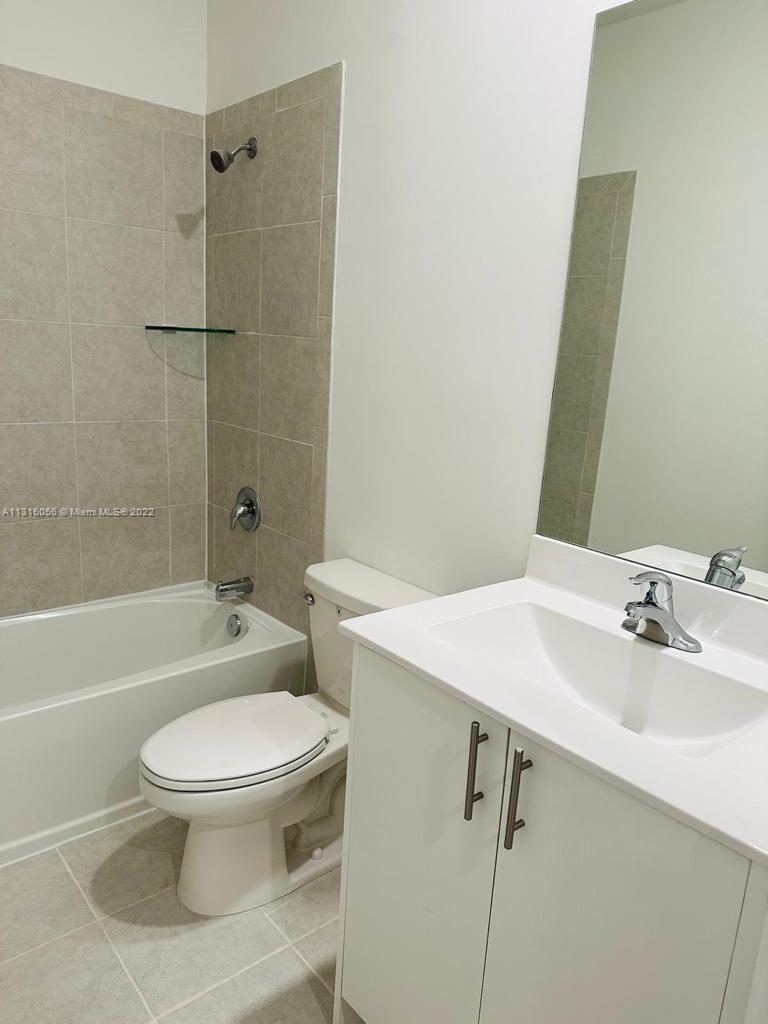 1655 SE 26th Rd # 1655