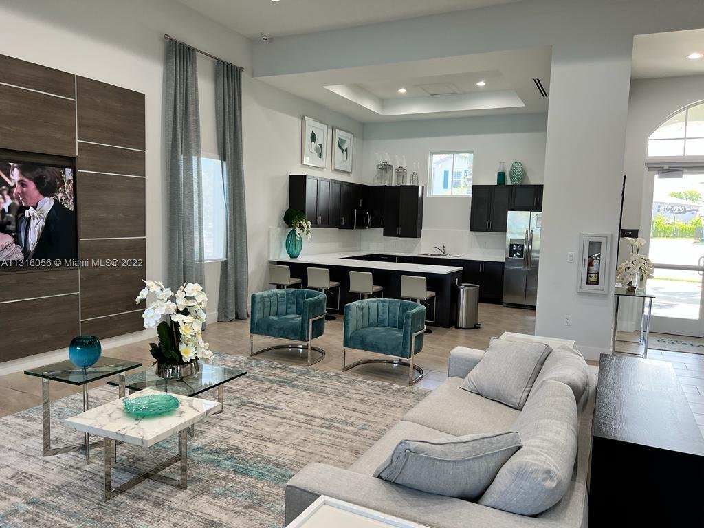 1655 SE 26th Rd # 1655