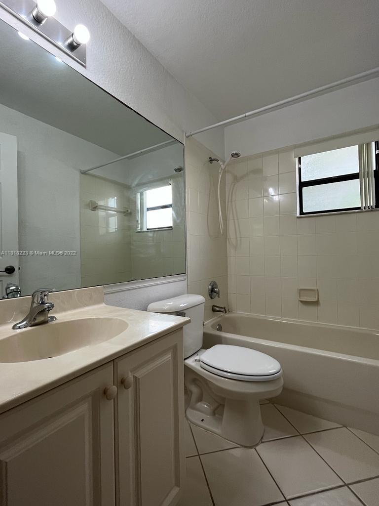 2531 NW 49th Ter # 711