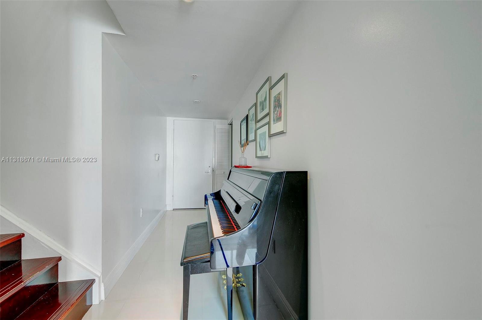 41 SE 5th St # 2307