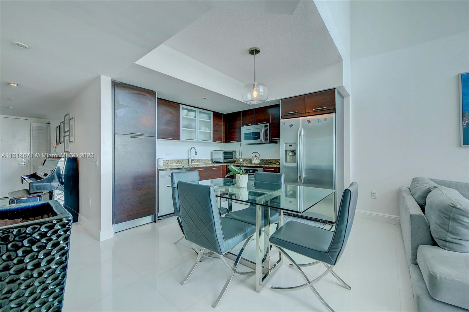 41 SE 5th St # 2307