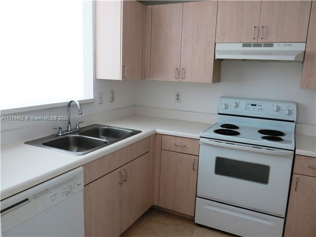 50 Menores Ave # 410