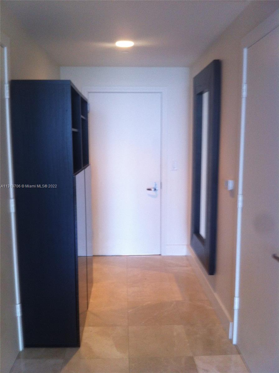 1050 BRICKELL AV # 1406