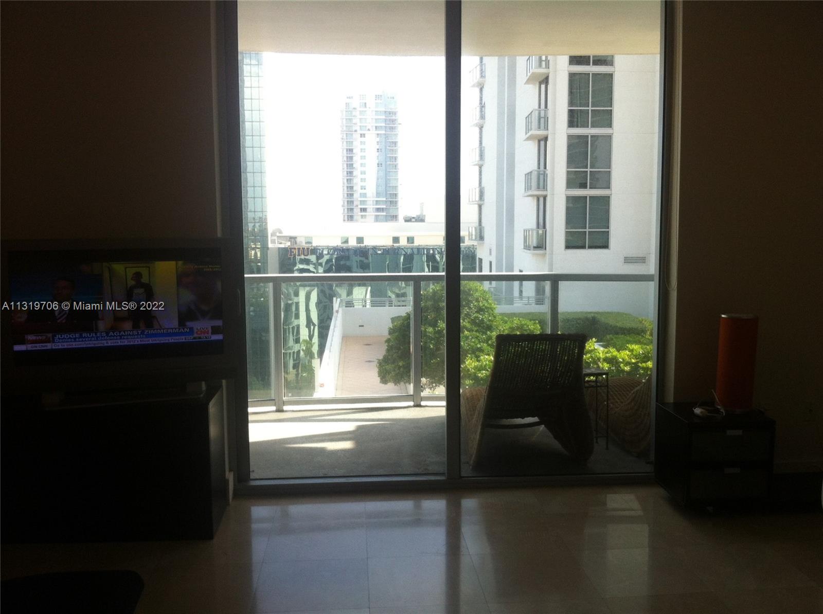 1050 BRICKELL AV # 1406