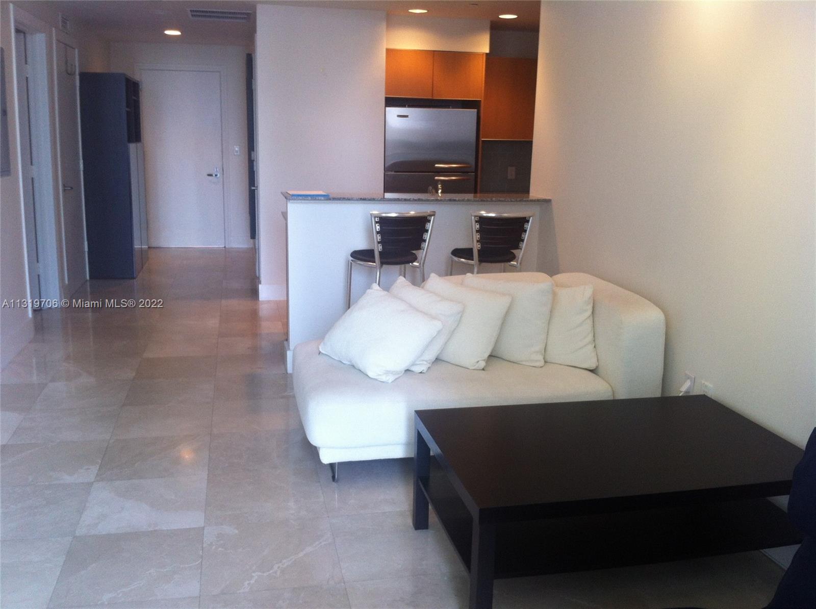 1050 BRICKELL AV # 1406