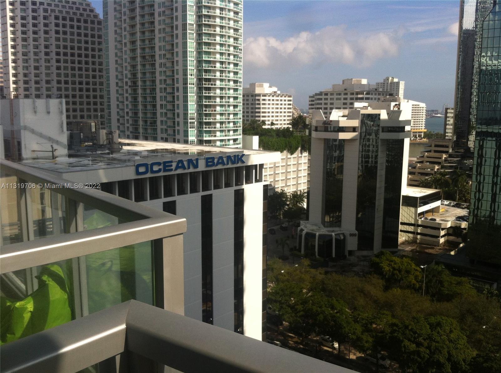 1050 BRICKELL AV # 1406