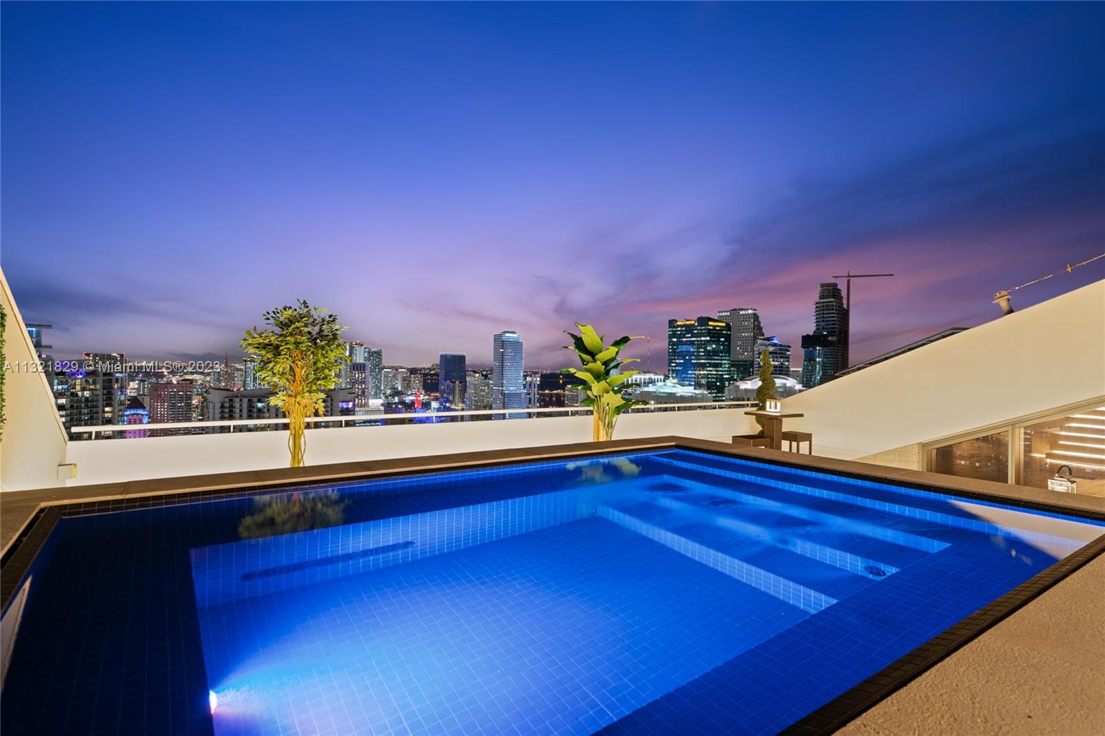 88 SW 7th St # 4204 Unit: PH 4204