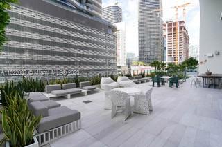1010 Brickell Ave # 4007