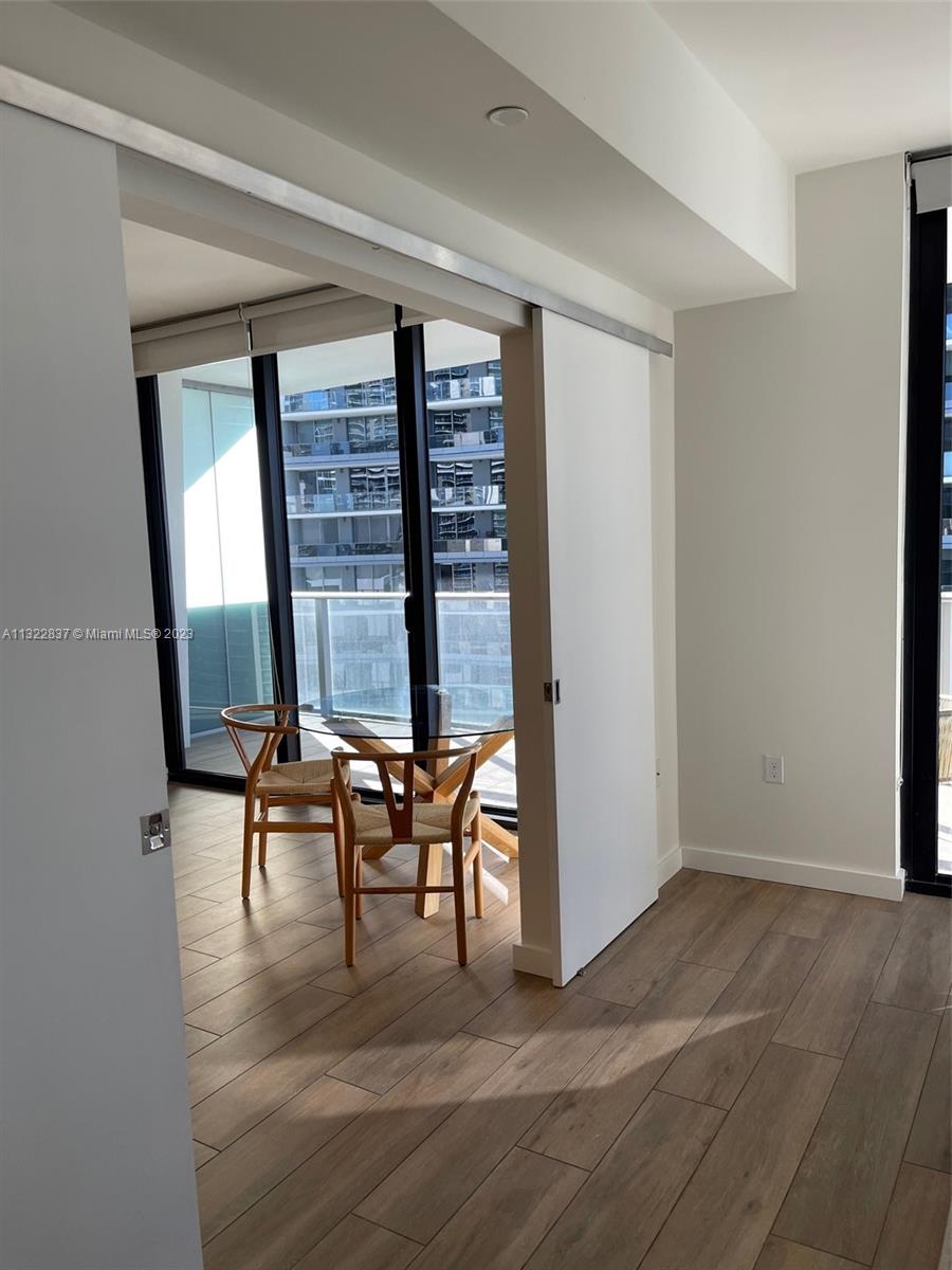 1010 Brickell Ave # 4007