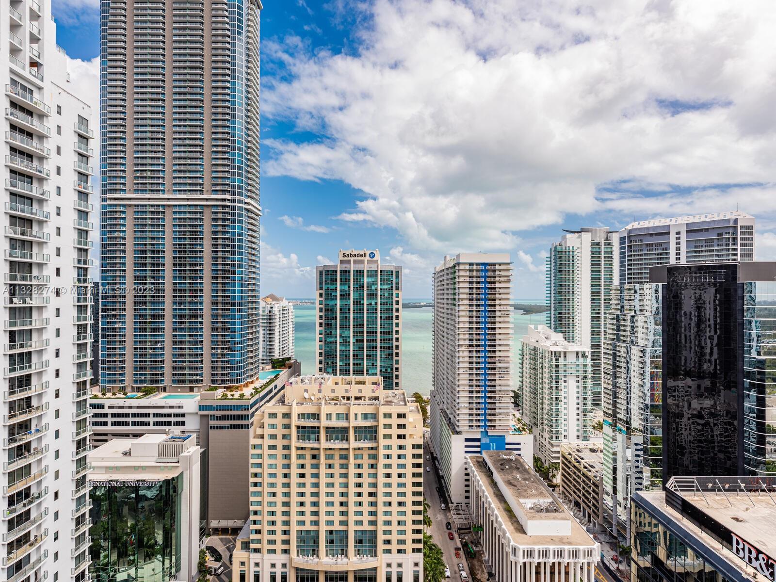 1080 Brickell Ave # 2504