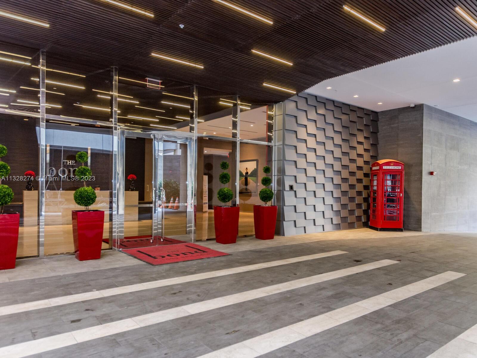 1080 Brickell Ave # 2504