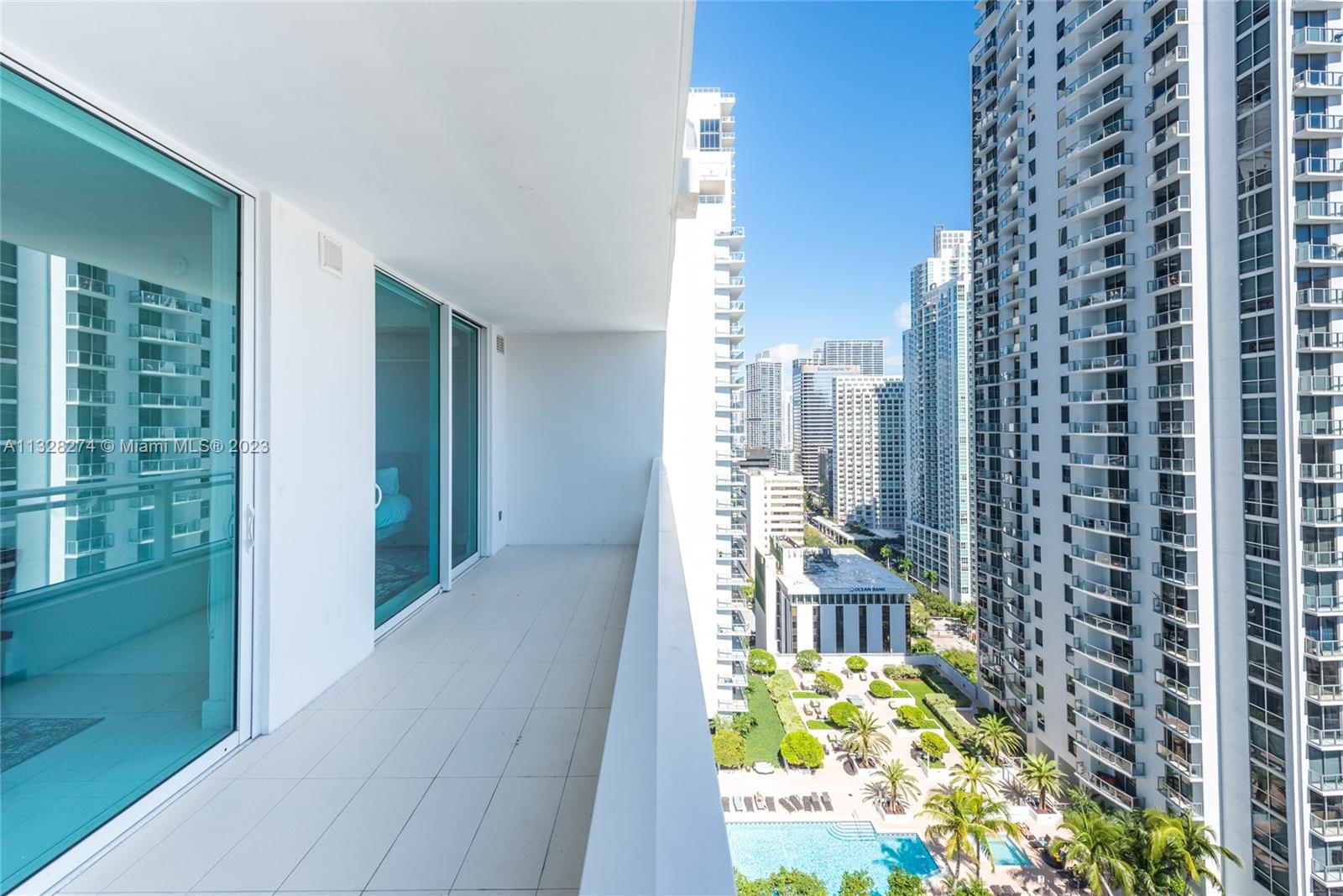 1080 Brickell Ave # 2504