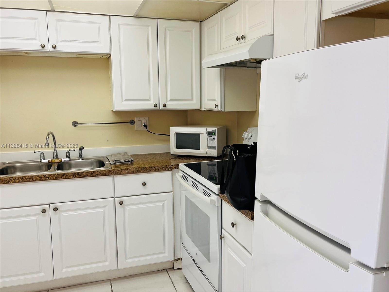 1913 S Ocean Dr # 109