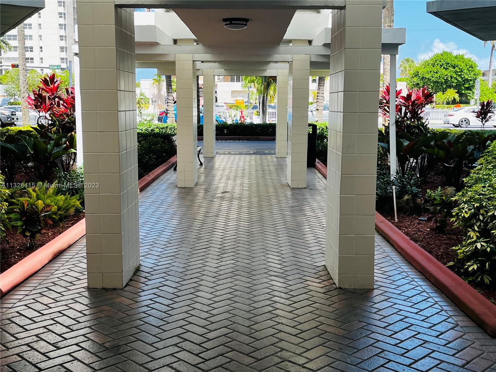 1913 S Ocean Dr # 109