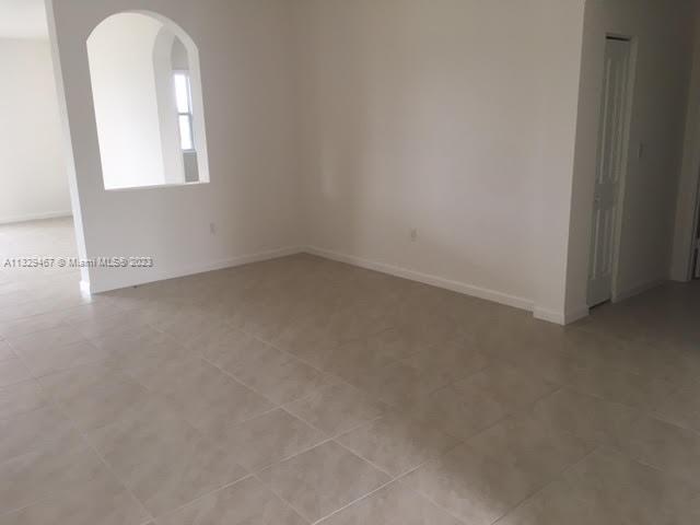 11842 SW 253rd Ter