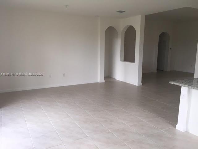 11842 SW 253rd Ter