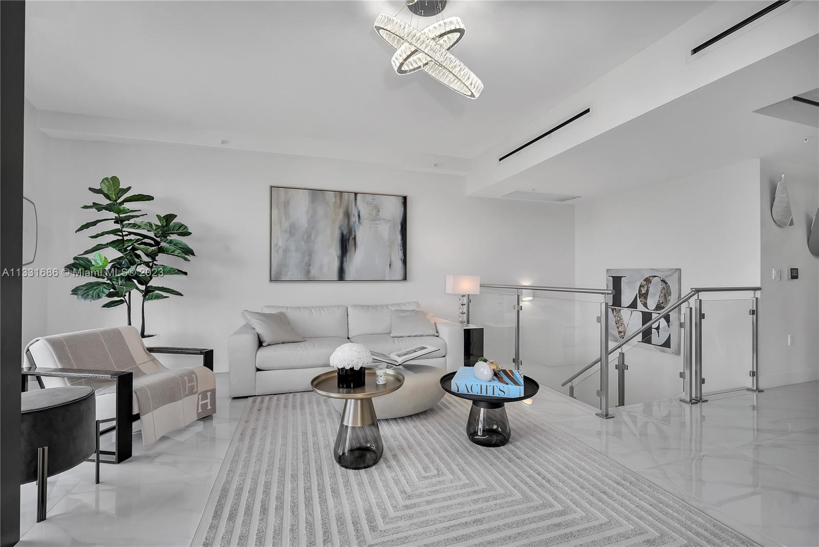 3030 N Ocean Blvd # S204