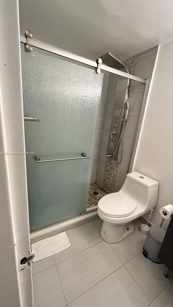 999 Brickell Bay Dr # 709
