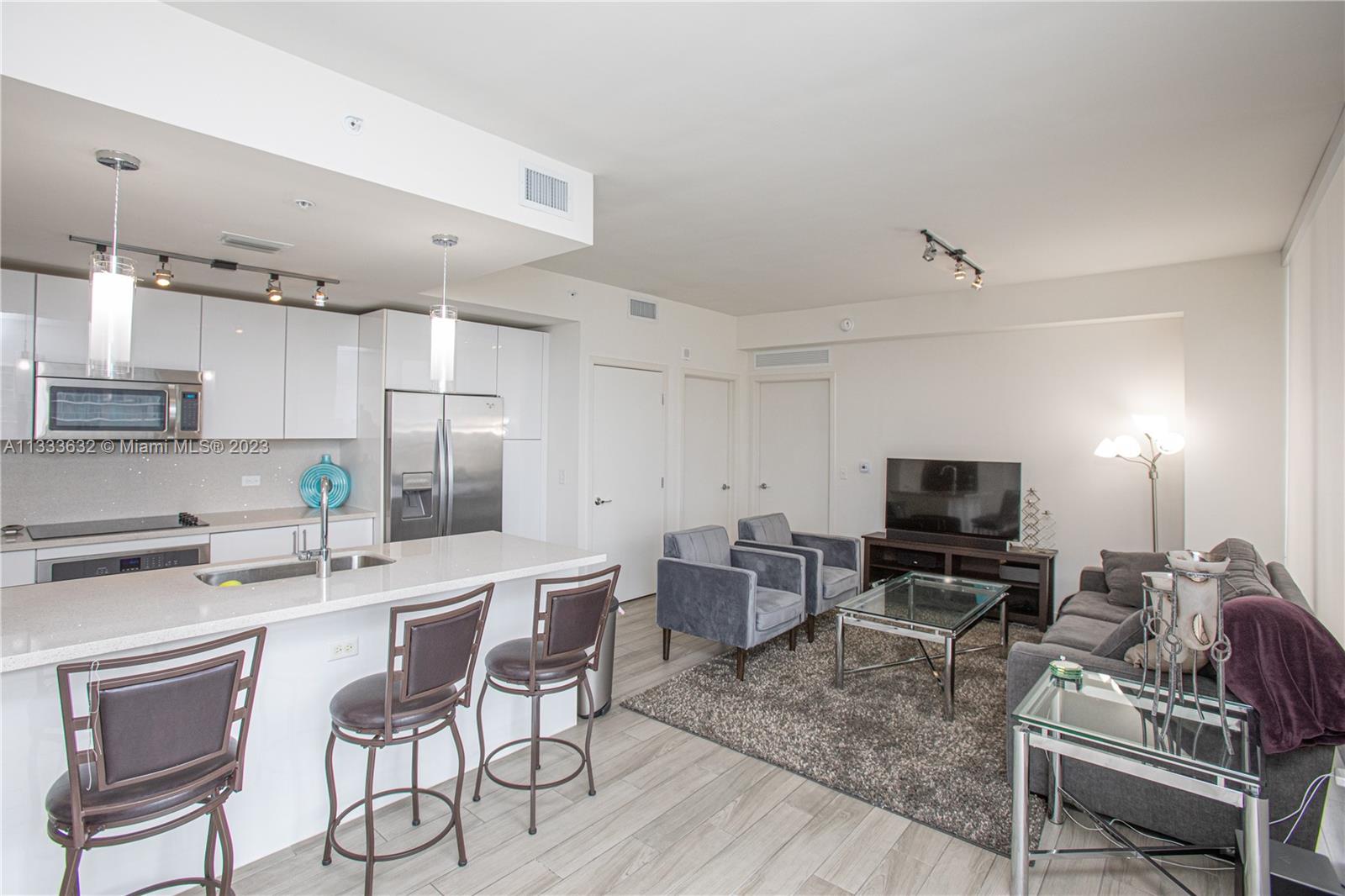 999 SW 1st Ave # 2803