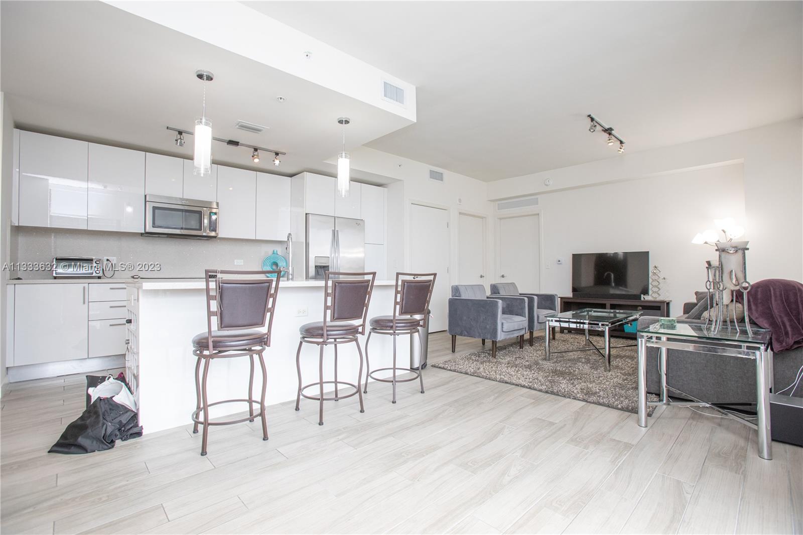 999 SW 1st Ave # 2803