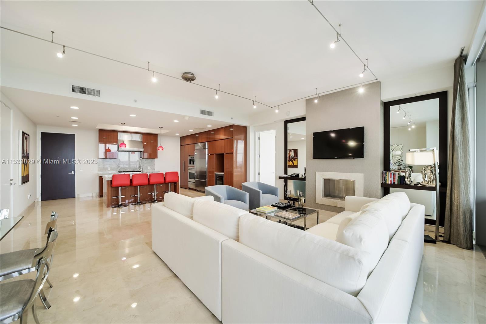 9705 Collins Ave # 605N