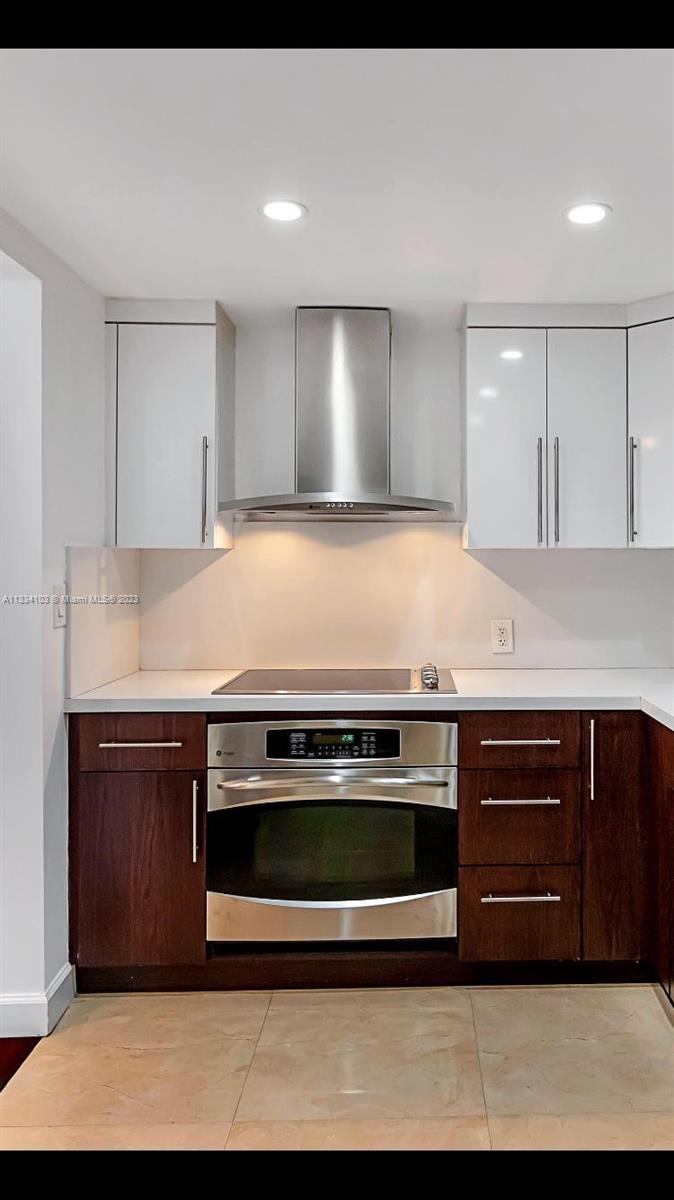 3675 N Country Club Dr # 510