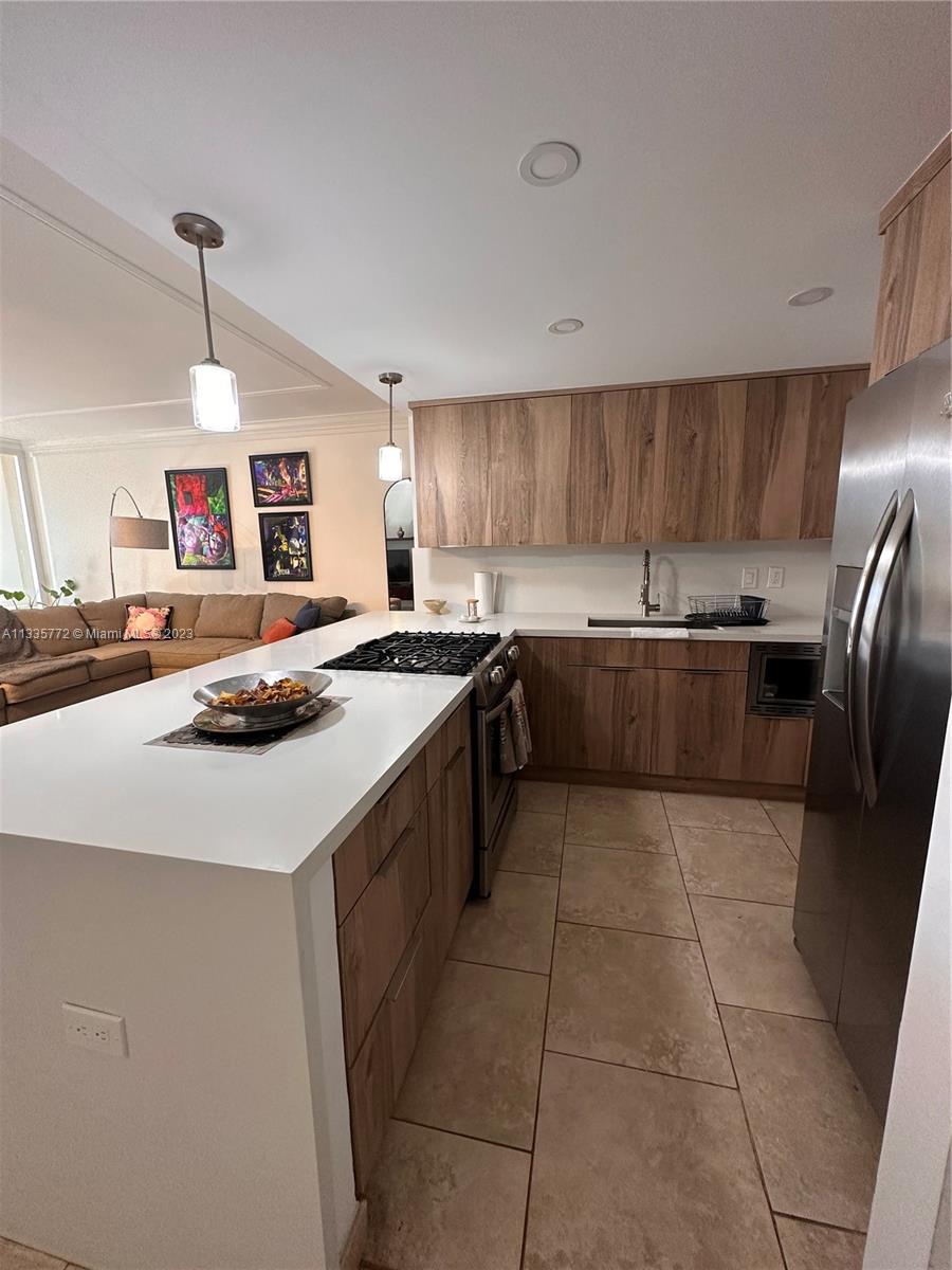 700 Biltmore Way # 506