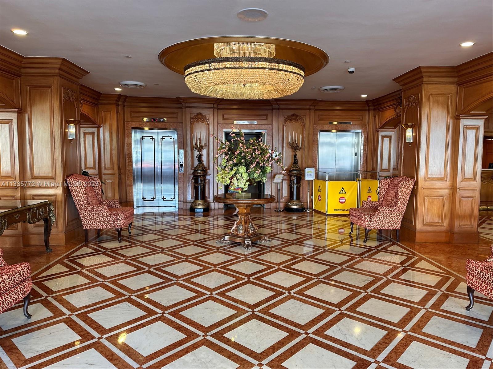 700 Biltmore Way # 506