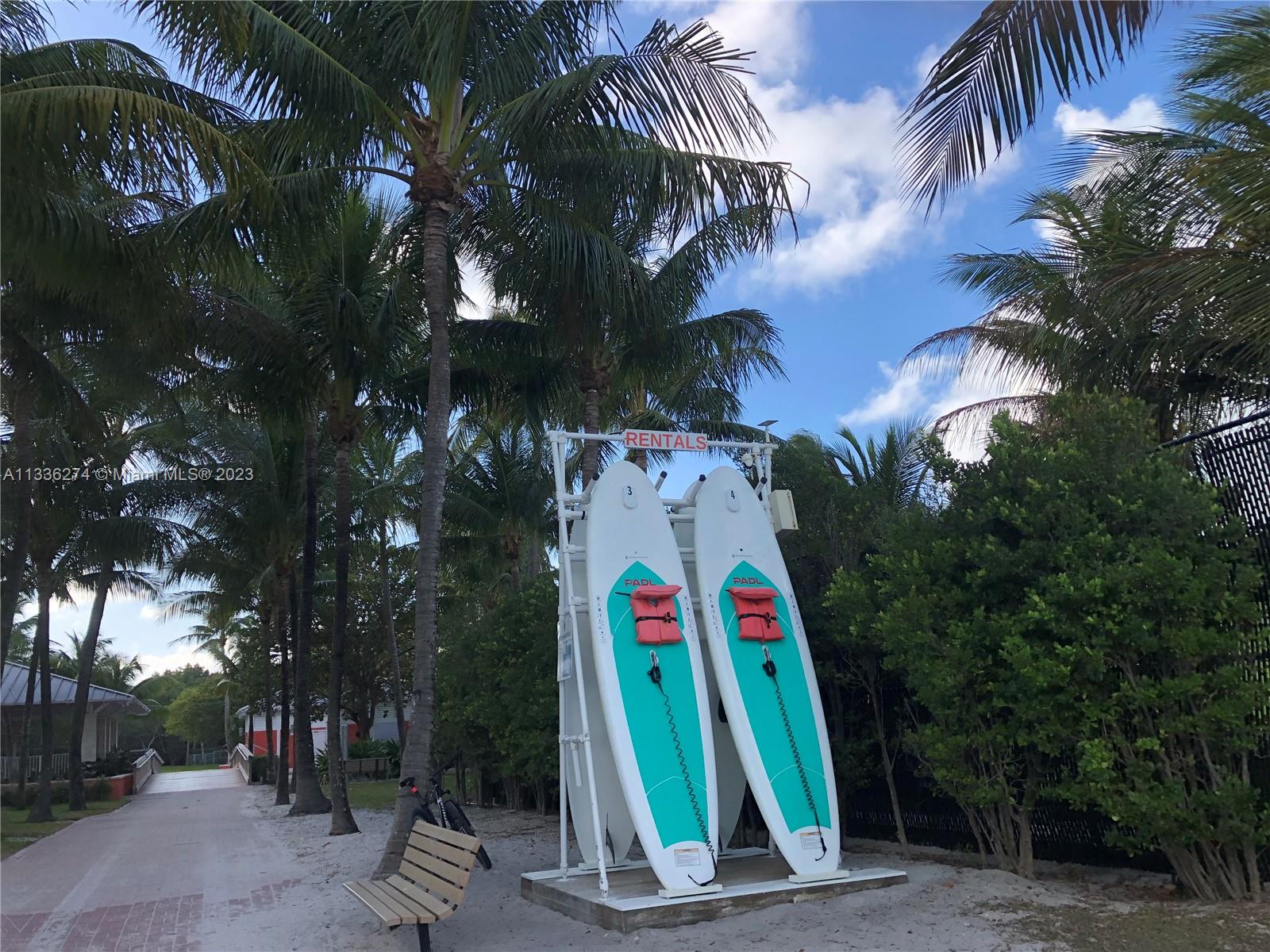 255 Sunrise Dr # 305