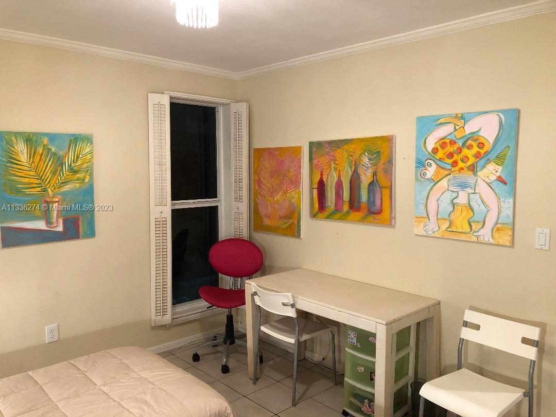 255 Sunrise Dr # 305