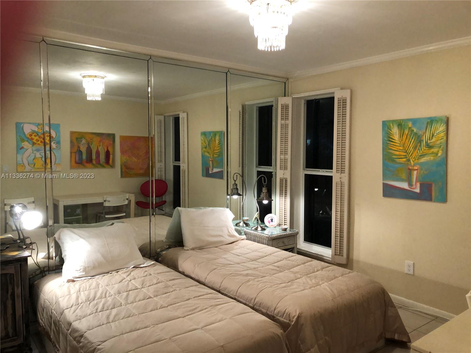 255 Sunrise Dr # 305