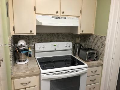 255 Sunrise Dr # 305