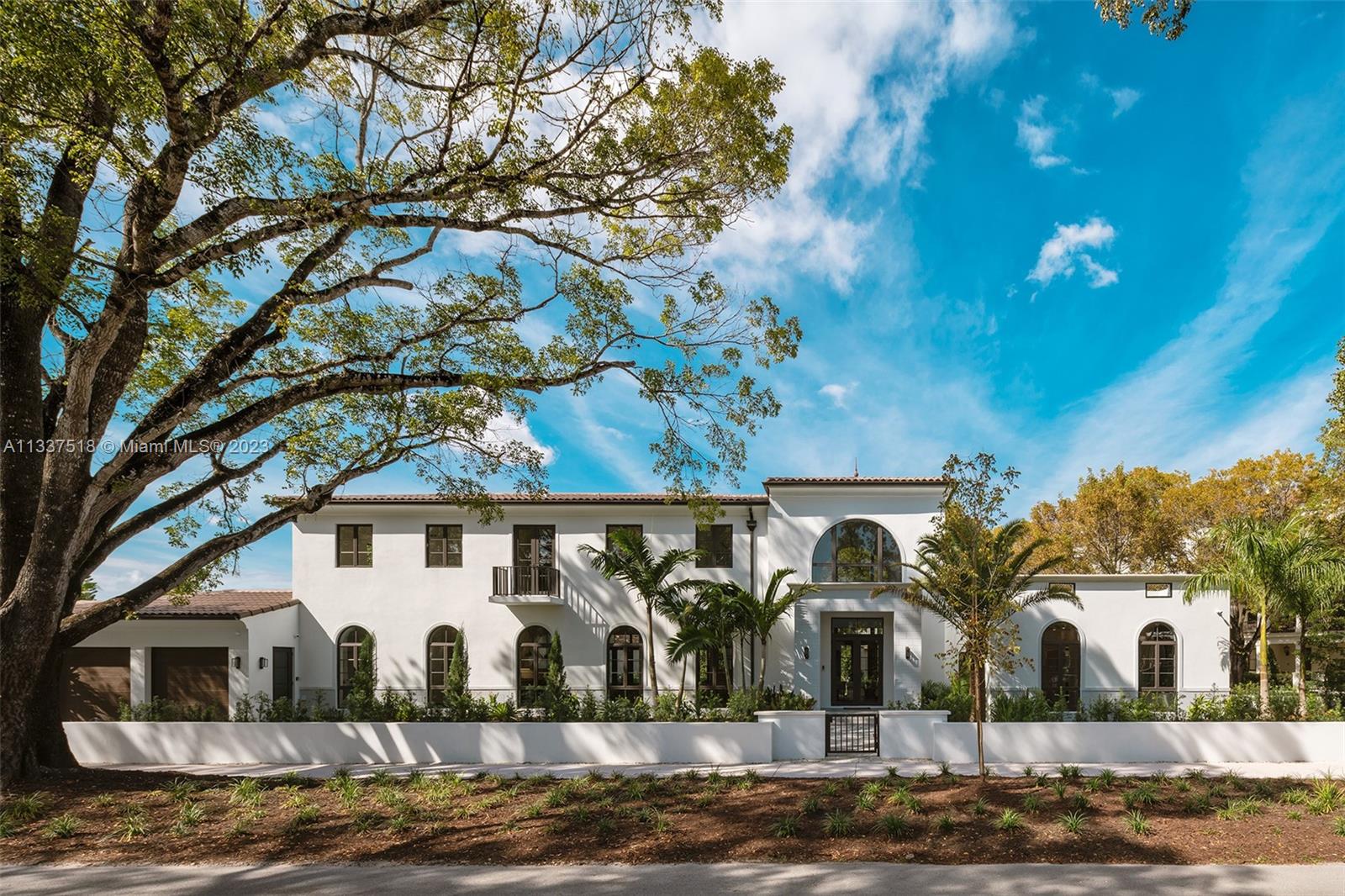 733 Biltmore Ct