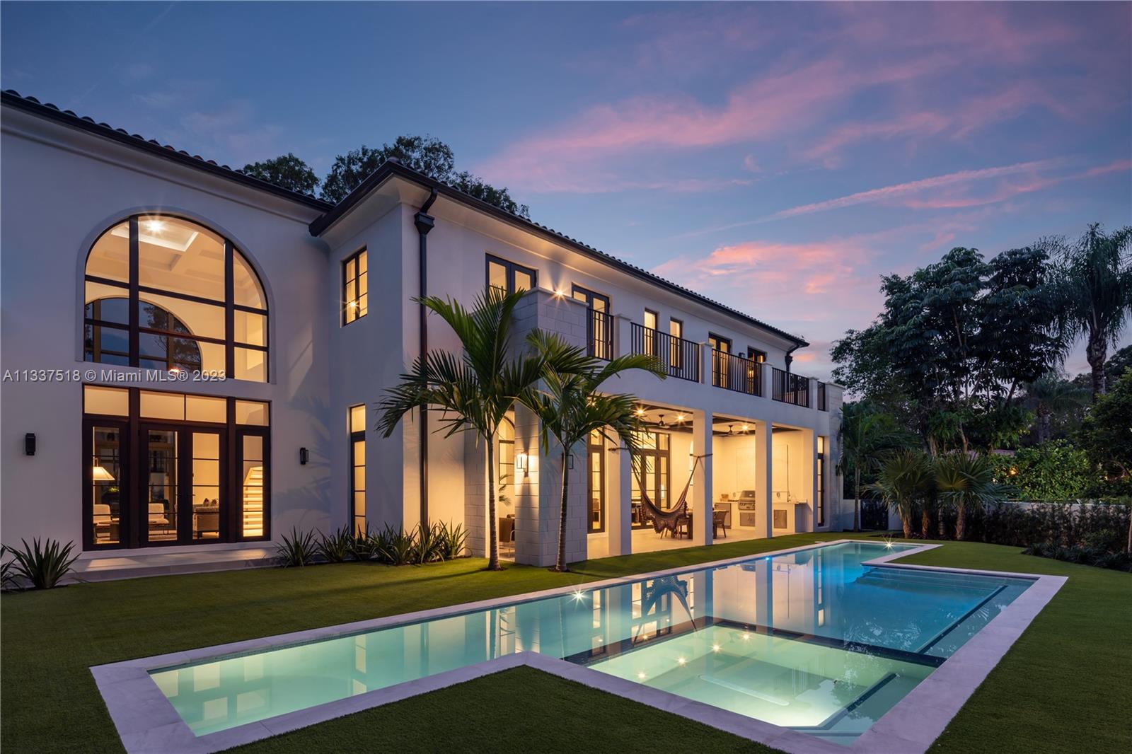 733 Biltmore Ct