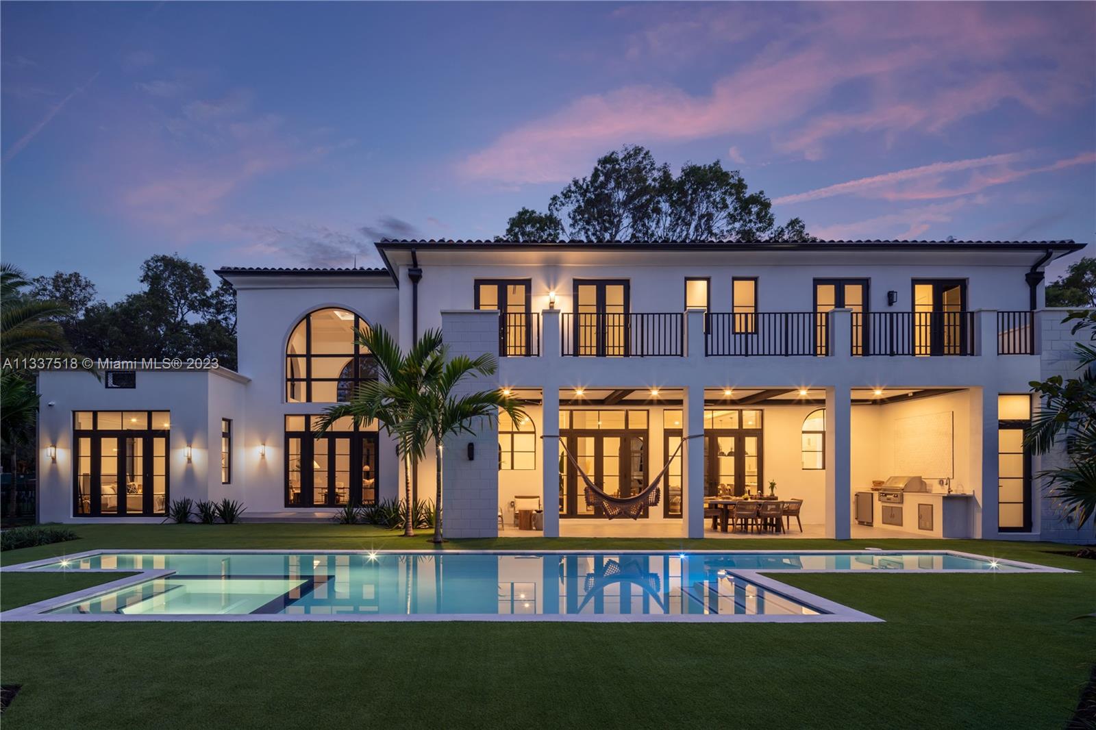 733 Biltmore Ct