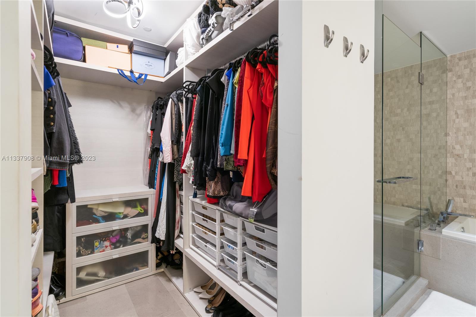 68 SE 6th St # 2506