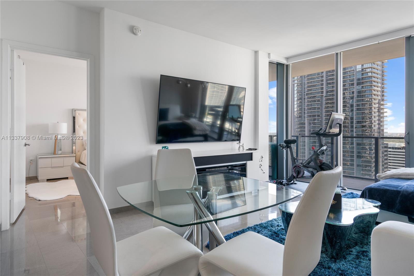 68 SE 6th St # 2506