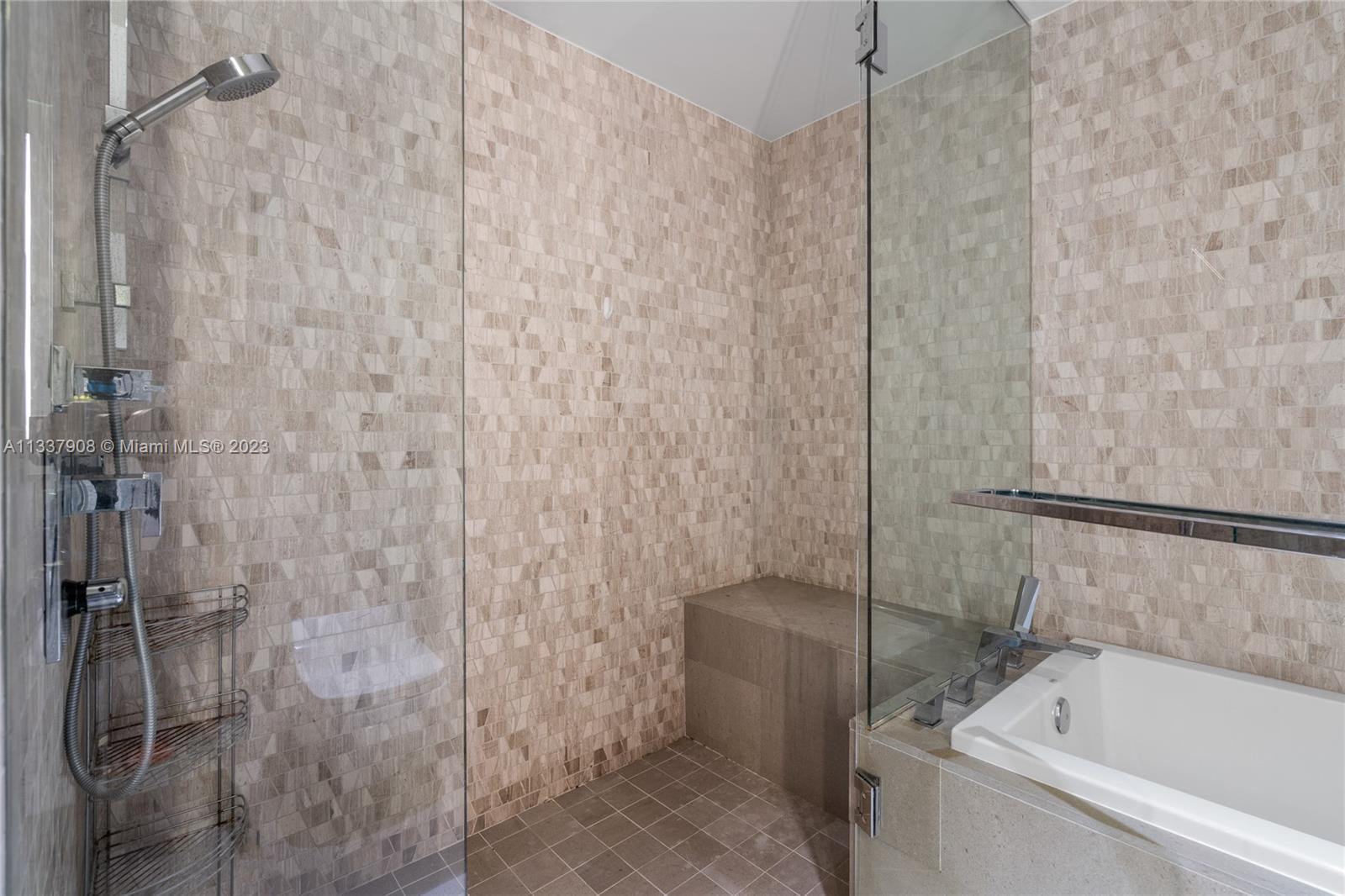 68 SE 6th St # 2506